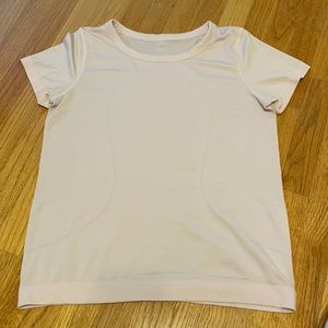 Lululemon Swiftly Tech Loose Fit
